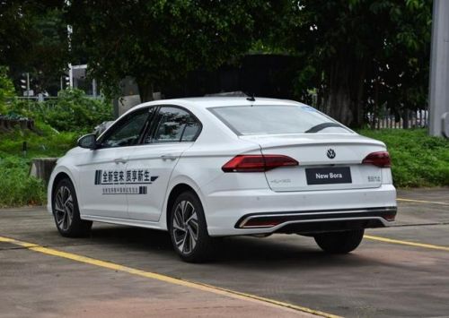 一汽大众宝来怎么样值得购买么(一汽大众宝来怎么样添加冷却液)-第1张图片-