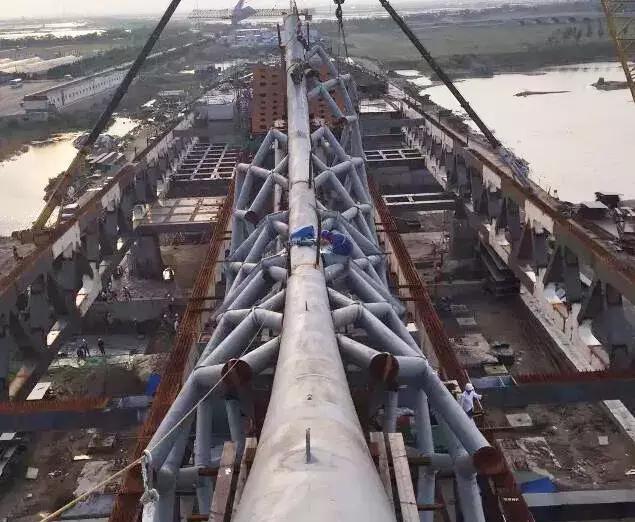 白浪河大桥摩天轮，创三项世界之最！