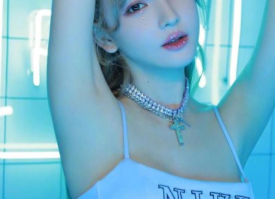 ​过年亲朋好友聚在一起的说说 关于过年和家人相(精选20句)