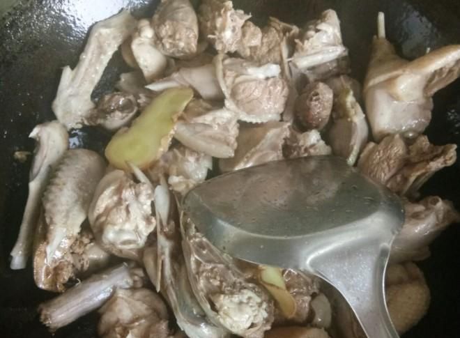 高压锅10分钟相当于炖多久