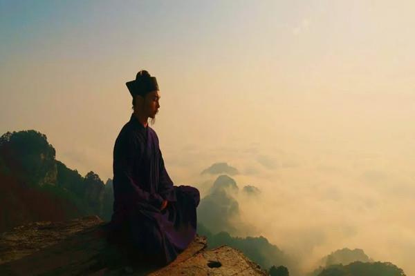 打坐有什么好处 打坐为什么会出汗 打坐有什么好处 打坐为什么会出汗