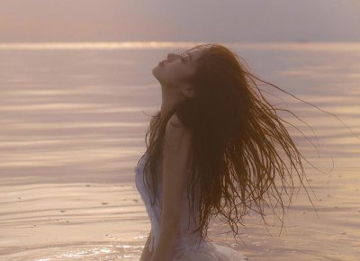 ​男人怎么讨好女人欢心(男生讨女生欢心的四个行为)