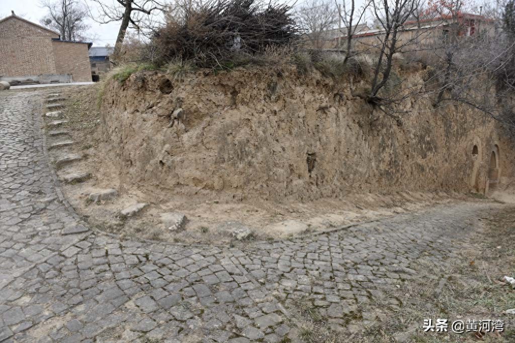 探访晋南黄土高原独特的地下四合院民居：地窨院