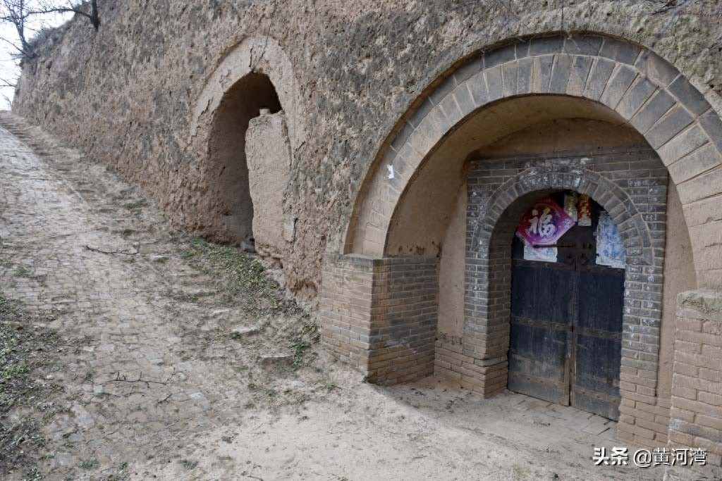 探访晋南黄土高原独特的地下四合院民居：地窨院