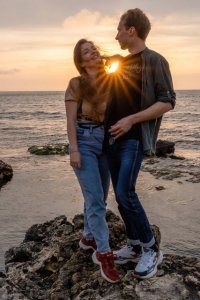 ​一周CP：年轻人的择偶新探索