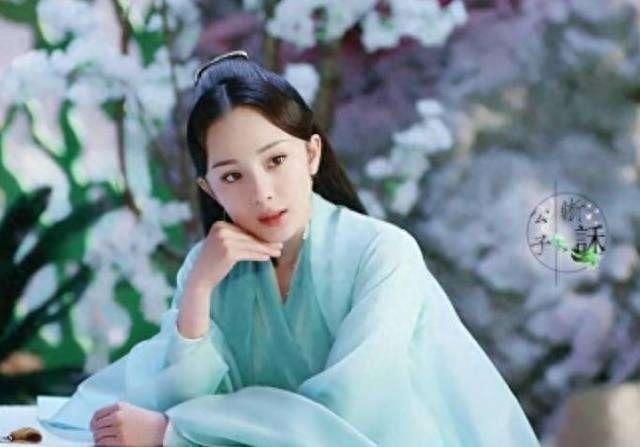 《三十三世十里桃花》杨幂演技造型在线的白浅上神古装图片大全