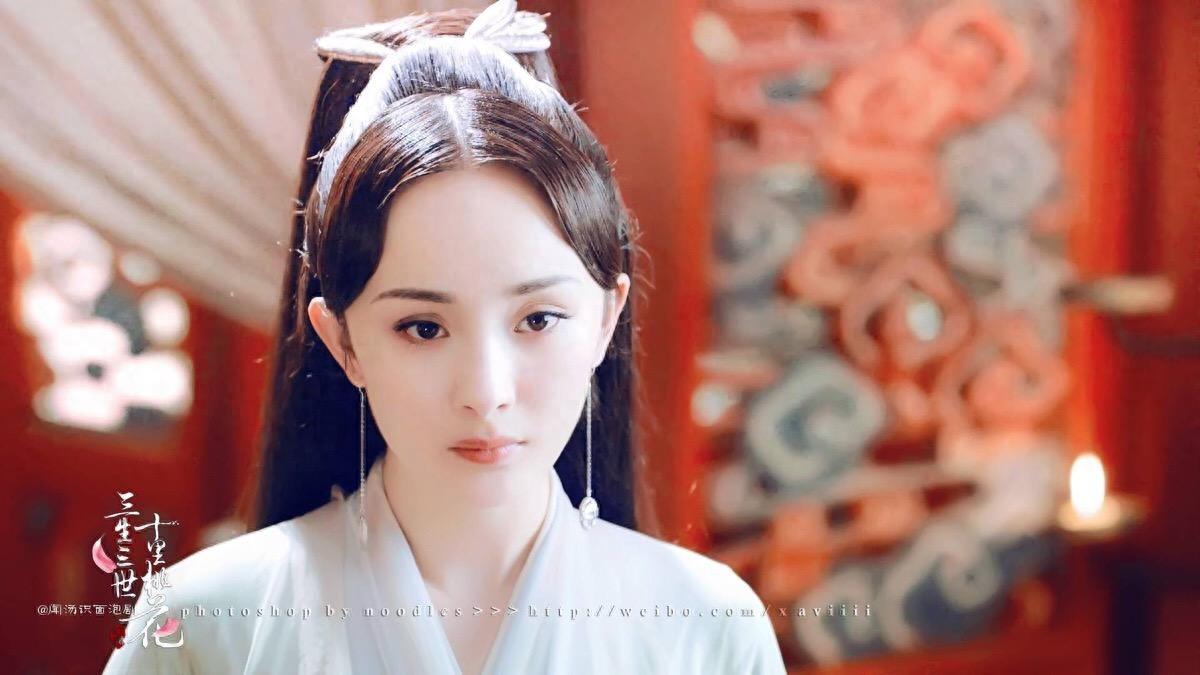 《三十三世十里桃花》杨幂演技造型在线的白浅上神古装图片大全