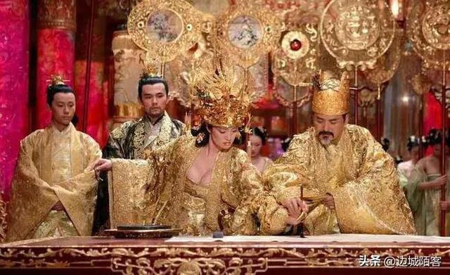 张艺谋这几年电影战绩 入行40年最高票房12亿(7)