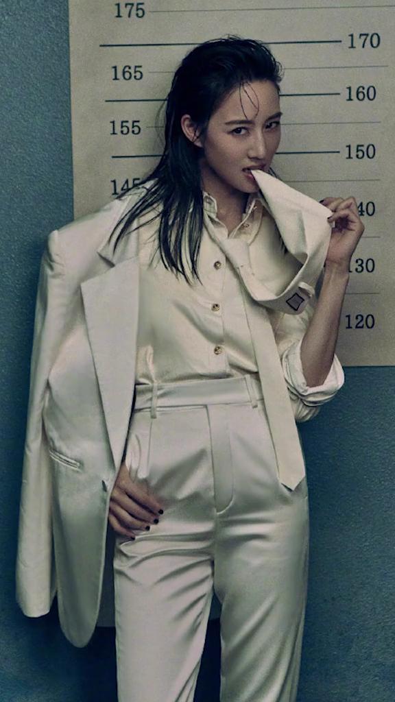 《唐人街探案3》9大角色身高大片来袭，邱泽和张钧甯都好A啊