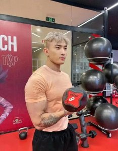 ​分享一组陈潭山悠闲生活的近照