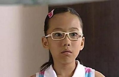 ​“凌美雪”女大十八变，晒大学毕业美照美得不像话，撞脸邓紫棋