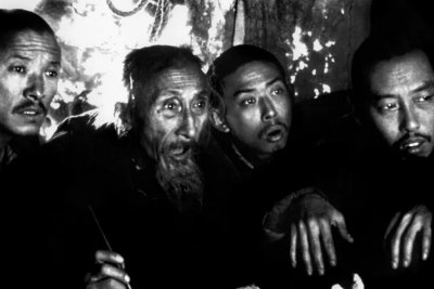 ​中国反战电影的天花板，时隔21年无人能超越，深度解读《紫日》