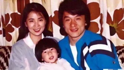 ​成龙变更100亿身家遗嘱！晚年承认小龙女将继承部分财产