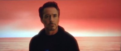 ​重磅！漫威曝光《复联4》第二结局，钢铁侠见到了长大后的小摩根