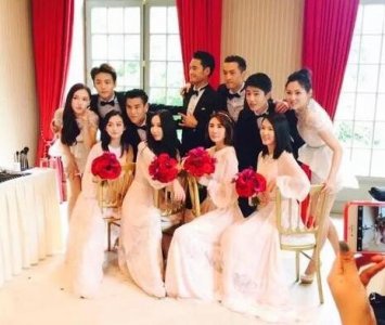 ​袁弘张歆艺伴郎伴娘团合照曝光！请把捧花扔给胡歌好吗！