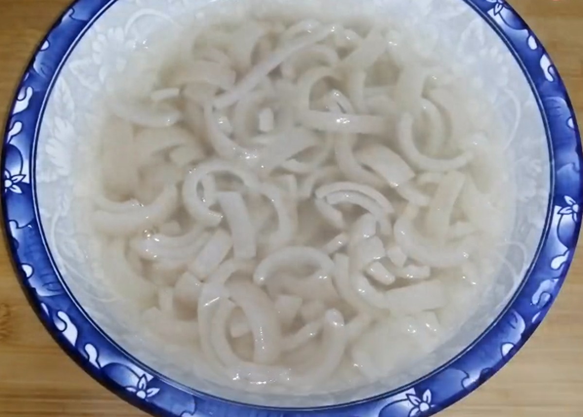 皮冻独家秘制做法，不蒸不熬，5步轻松搞定，比卖的好吃多了