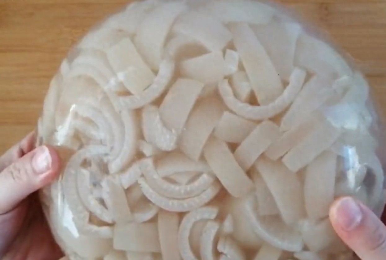 皮冻独家秘制做法，不蒸不熬，5步轻松搞定，比卖的好吃多了