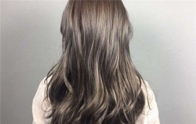 ​漂头发和染头发的区别 漂完的头发还能烫吗