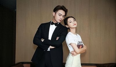 ​人气演员许凯；新剧线下发布会生图出炉啦！韩总好帅啊！