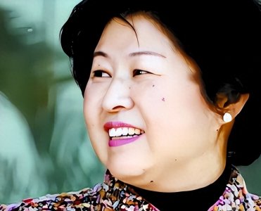 ​中国第一位女首富张茵：靠回收废纸，坐拥270亿身家