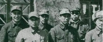 ​他是43军资历最老的副军长，提拔不起来？其他三位副司令都成军长