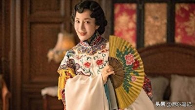 ​40岁演员李依晓：曾被狗咬毁容，今凭“科技脸”演反派成功翻身