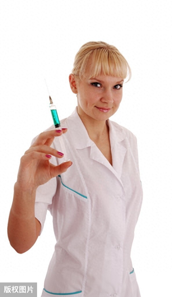 护士打针图片