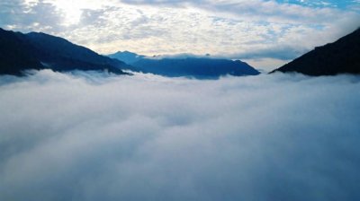 ​云海、绿地，这里是四川平武