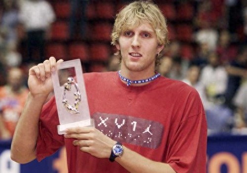 年轻的诺维茨基，帅气的德国版吴亦凡，天然扮演孙悟空