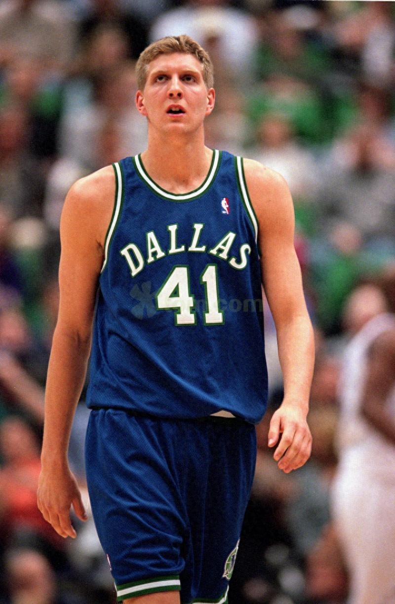 年轻的诺维茨基，帅气的德国版吴亦凡，天然扮演孙悟空