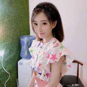 ​斗鱼一姐冯提莫人设崩塌 被曝婚内出轨直播间土豪