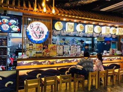 ​打卡北京食宝街3家小吃，天妇罗，冒菜，袋装茶饮，哪家值得吃？