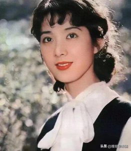 ​80年代第一美女龚雪