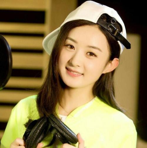 赵丽颖昆仑饭店1对5怎么回事？赵丽颖给王一博介绍前辈是真的吗