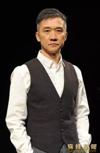 ​黄志忠现任老婆是谁 离婚净身出户二婚娶圈外女