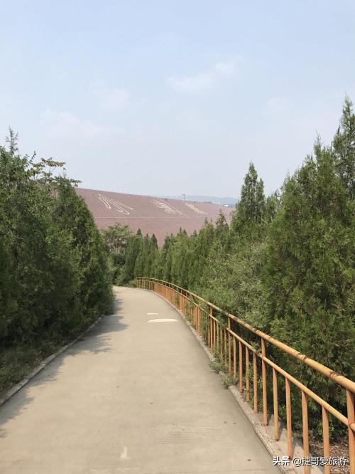 河南省 济源市 黄河小浪底水利枢纽风景区