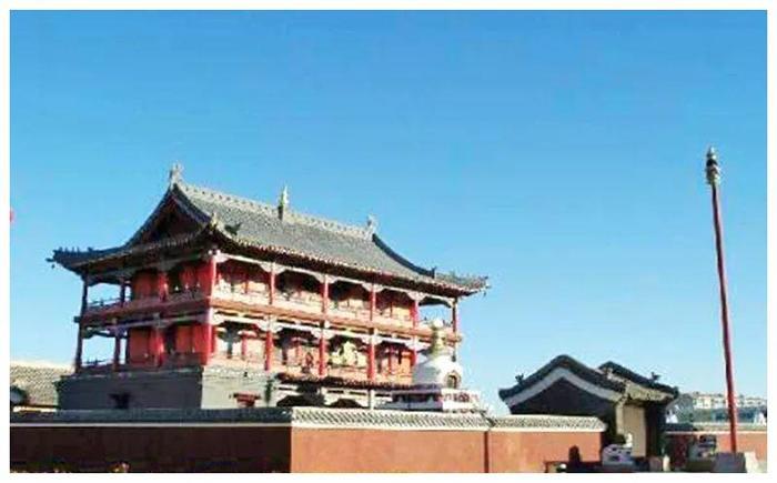 锡林郭勒草原上的百年古刹！