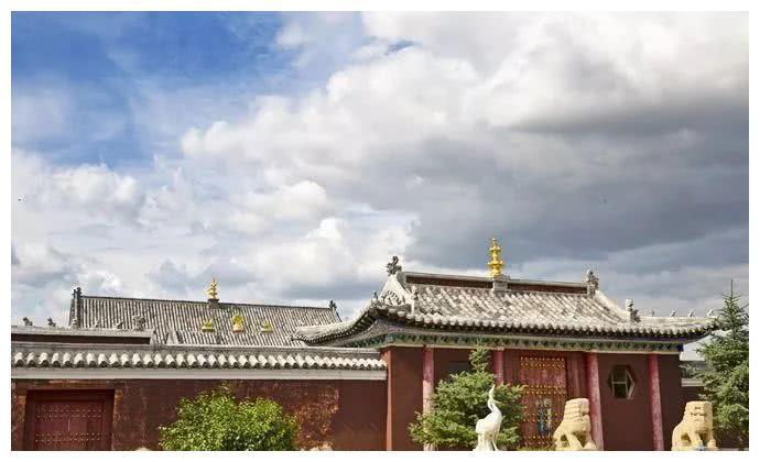 锡林郭勒草原上的百年古刹！