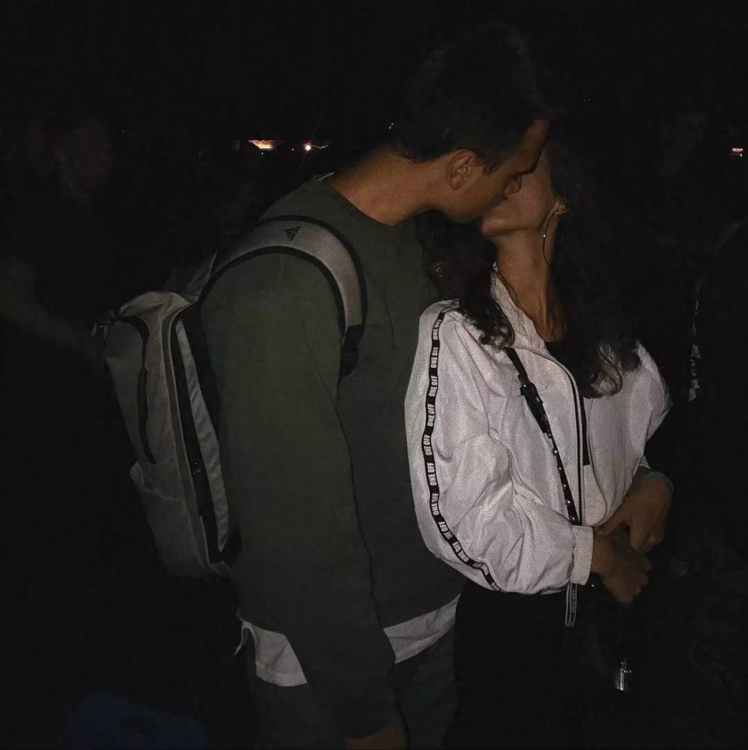 情侣头像 | 一组欧美情头完美奉献