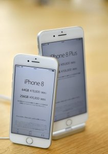 ​iPhone x详细对比iPhone8！（内附详细对比视频）