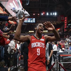 ​戴申-尼克斯曾被评为全美第一控卫，他如今在火箭打球，表现怎样