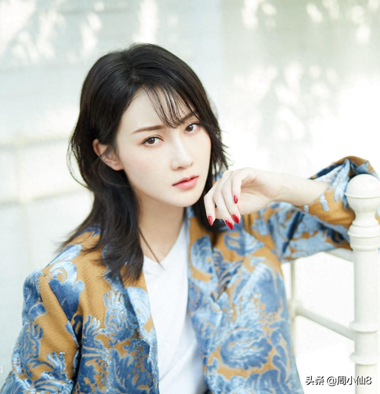 明星林鹏，娱乐圈影视演员，率真爽朗，被誉为演艺圈“纯洁天使”