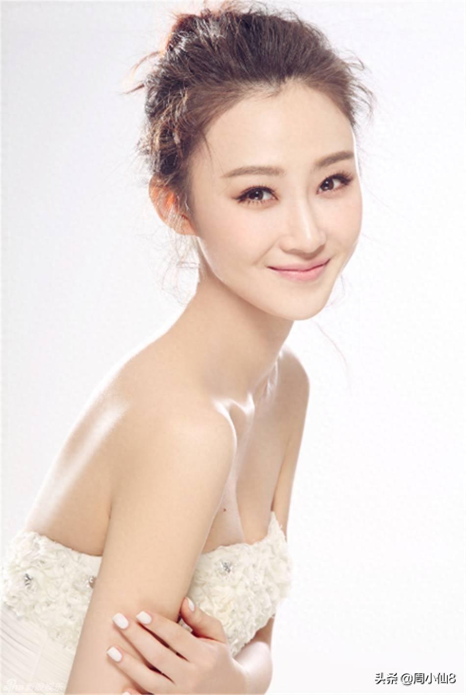 明星林鹏，娱乐圈影视演员，率真爽朗，被誉为演艺圈“纯洁天使”