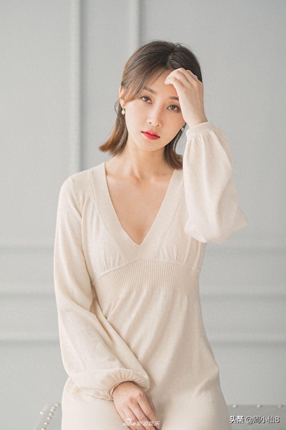 明星林鹏，娱乐圈影视演员，率真爽朗，被誉为演艺圈“纯洁天使”