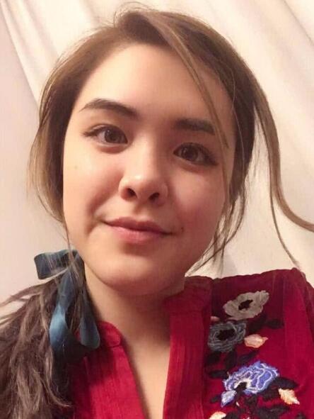 钟丽缇大女儿是混血吗