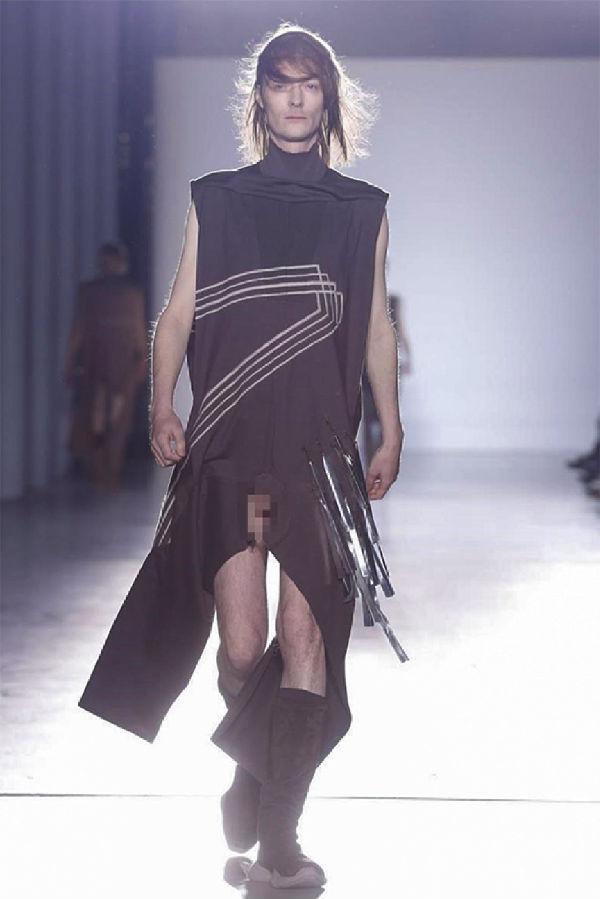 巴黎超经典时装秀（让人脸红心跳的69式走秀）(4)