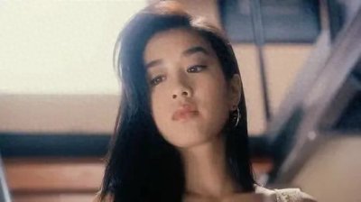 ​“性感尤物”钟丽缇：曾交往过8任男友，拍戏尺度比汤唯还大