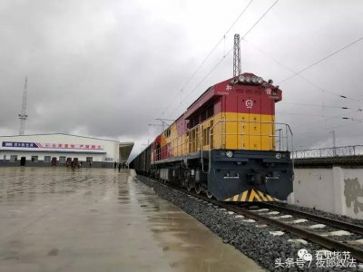 ​火车来了！毕节东火车站开通运营