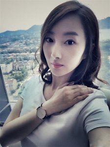 ​她清丽脱俗，对角色拿捏到位，被评为”催泪天使“