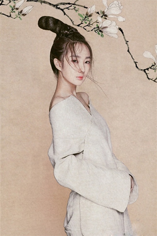 她清丽脱俗，对角色拿捏到位，被评为”催泪天使“